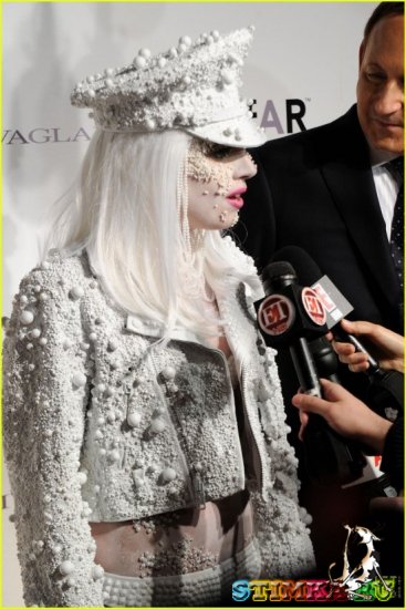 Жемчужный наряд Lady Gaga