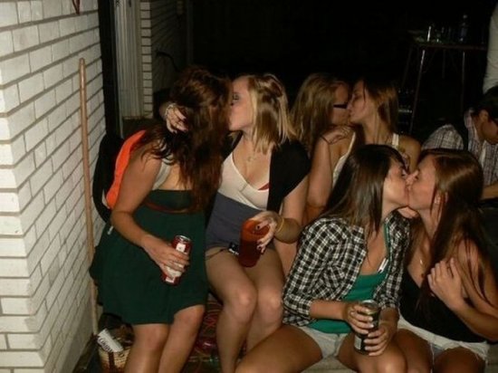Пьяные девушки (60 фото)