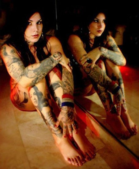 Татуированные девушки