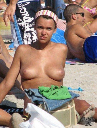 Красивые девушки с нудистских пляжей
