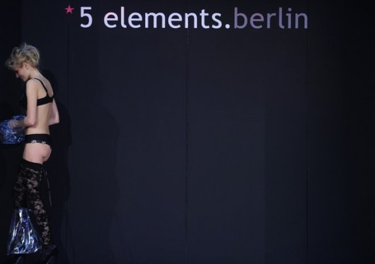 Выставка нижнего белья в Берлине