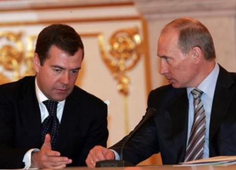 Медведев раскритиковал Путина