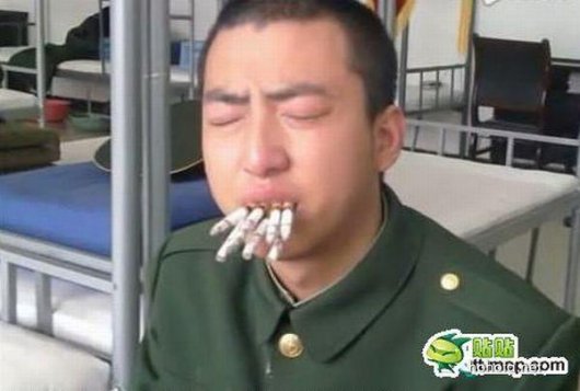 Как бросают курить в китайской армии
