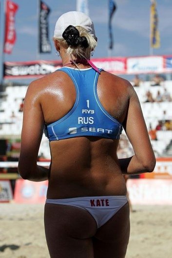 Женский пляжный волейбол - один их самых сексуальных видов спорта