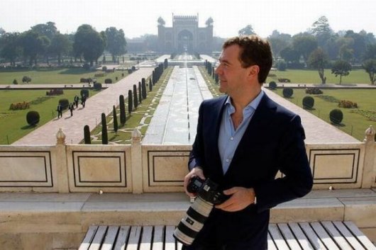 Сколько стоит фототехника Медведева