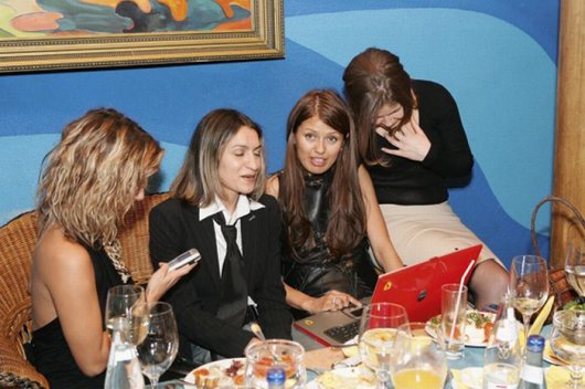Скандальные снимки голой Виктории Бони попали в сеть. Фото