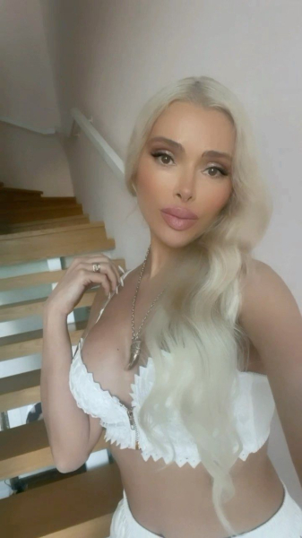 Голая Алена Кравец