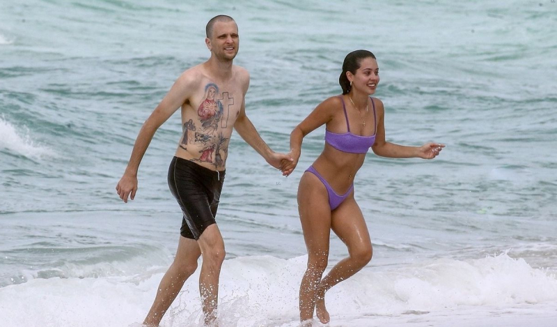 Голая Алекса Деми