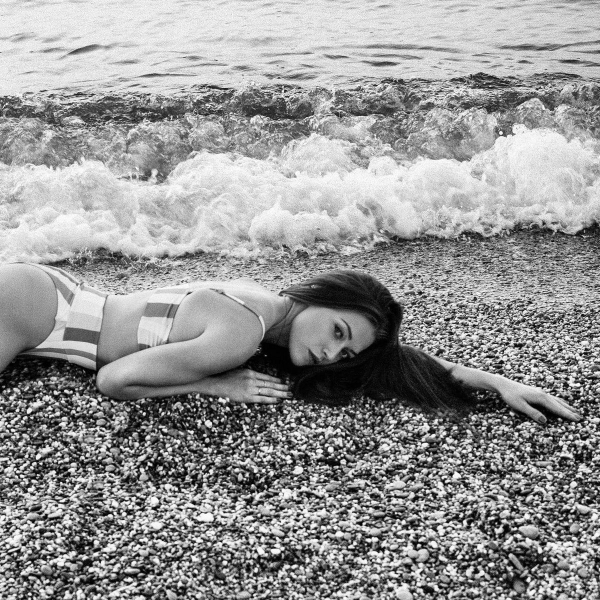 Голая Александра Никифорова