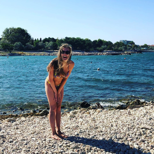 Голая Александра Никифорова