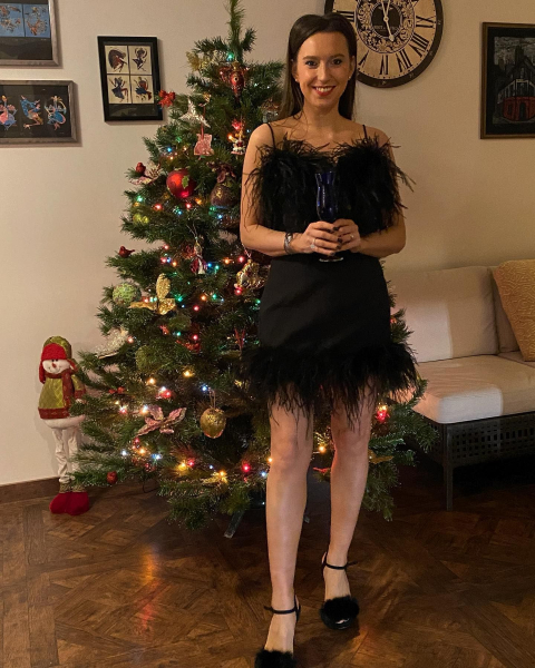 Голая Александра Велескевич