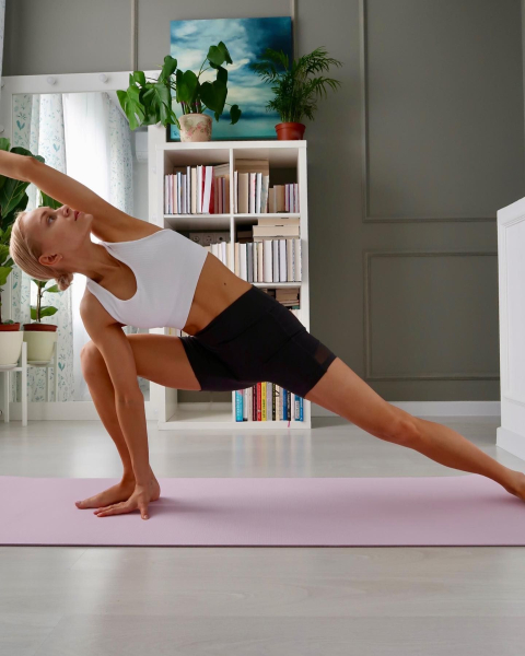 Голая Алевтина Тукан