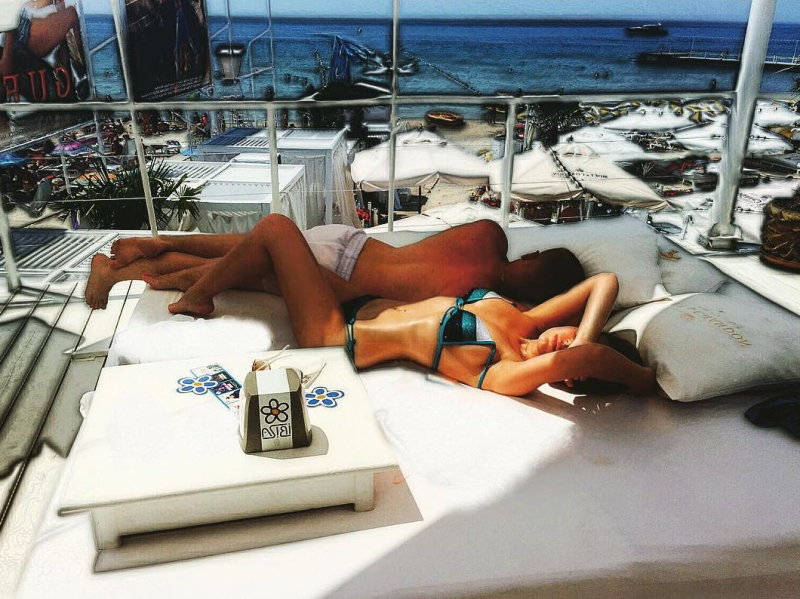 Голая Алина Гросу