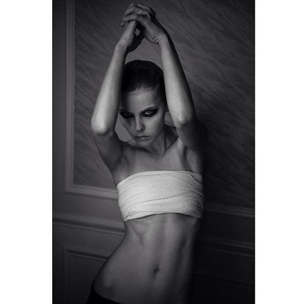 Голая Алина Рин на горячих фото