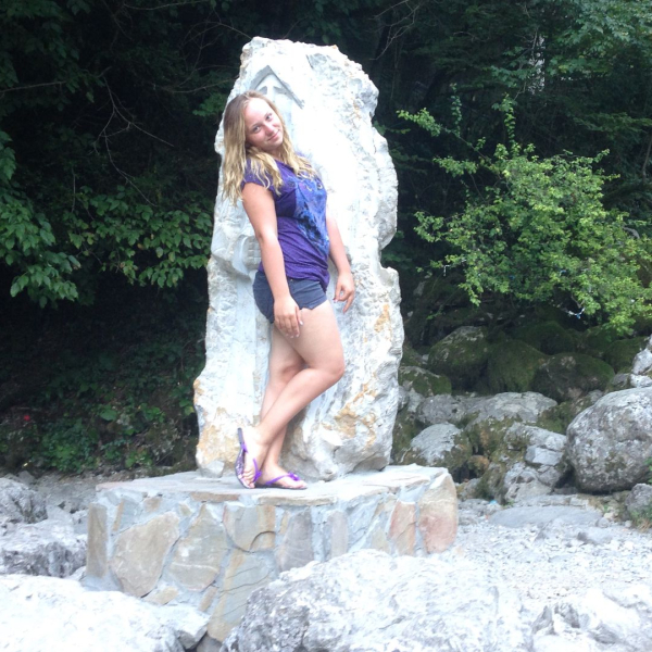 Голая Алиса Рудэн