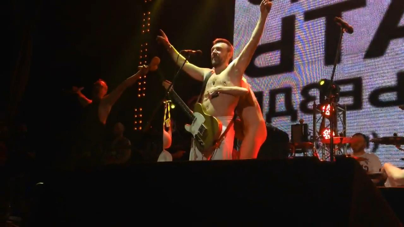 Голая Алиса Вокс на горячих фото