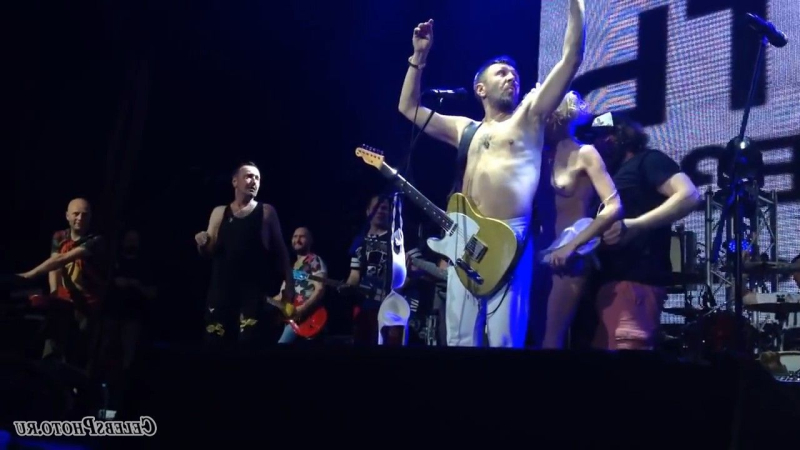 Голая Алиса Вокс на горячих фото