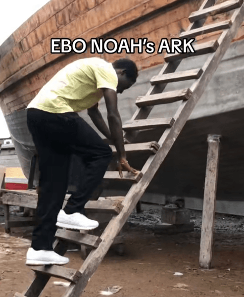 Вирусные видео строительства &quot;ковчега&quot; Эбо Ноя в Гане