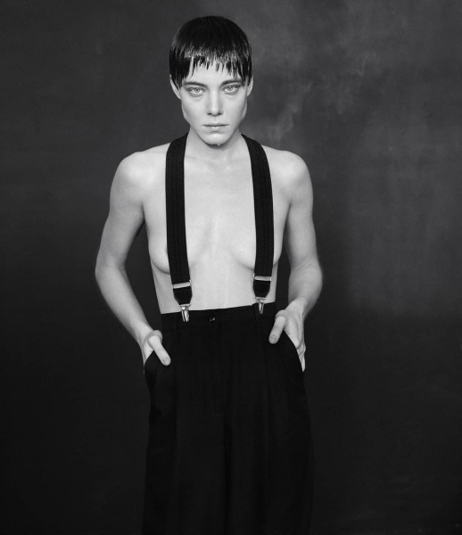 Голая Алена Михайлова