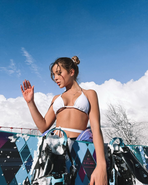 Голая Аля Еникеева