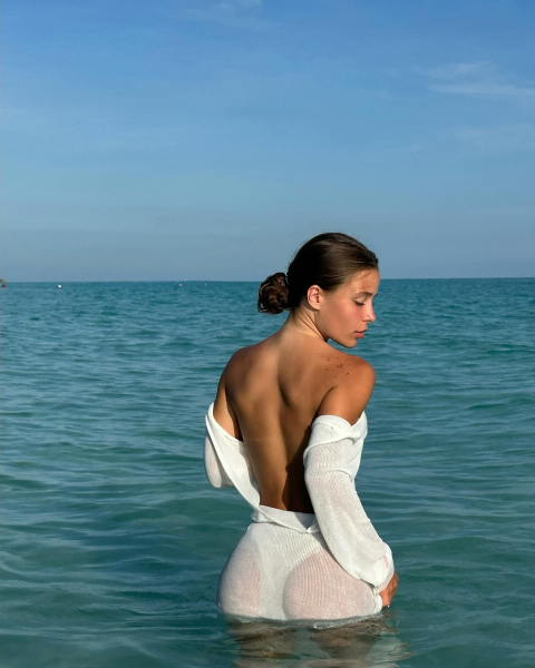 Голая Аля Еникеева