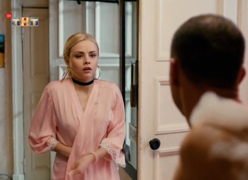 Голая Анастасия Акатова на горячих фото