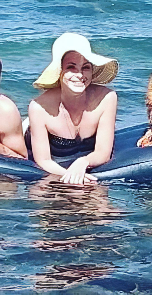 Голая Анастасия Тюнина