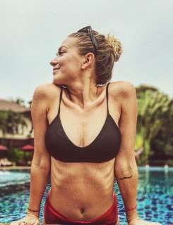 Голая Анастасия Калашникова