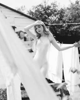 Голая Анастасия Крылова на горячих фото