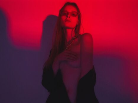 Голая Анастасия Немченко