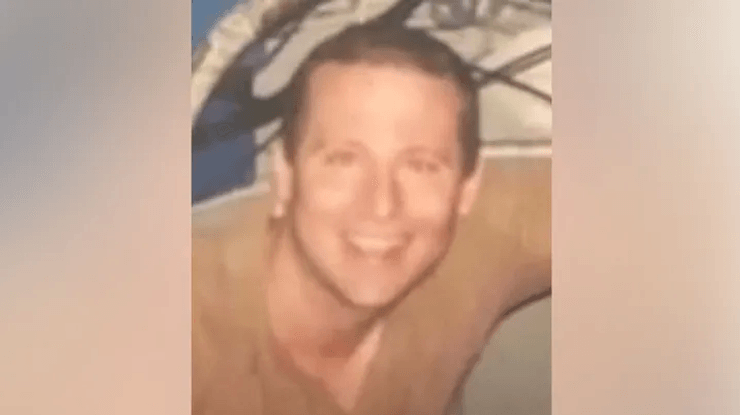 1 Майкл Дэвид Хикс