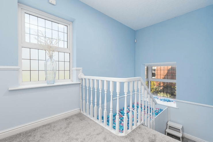 дом великобритания сюрприз